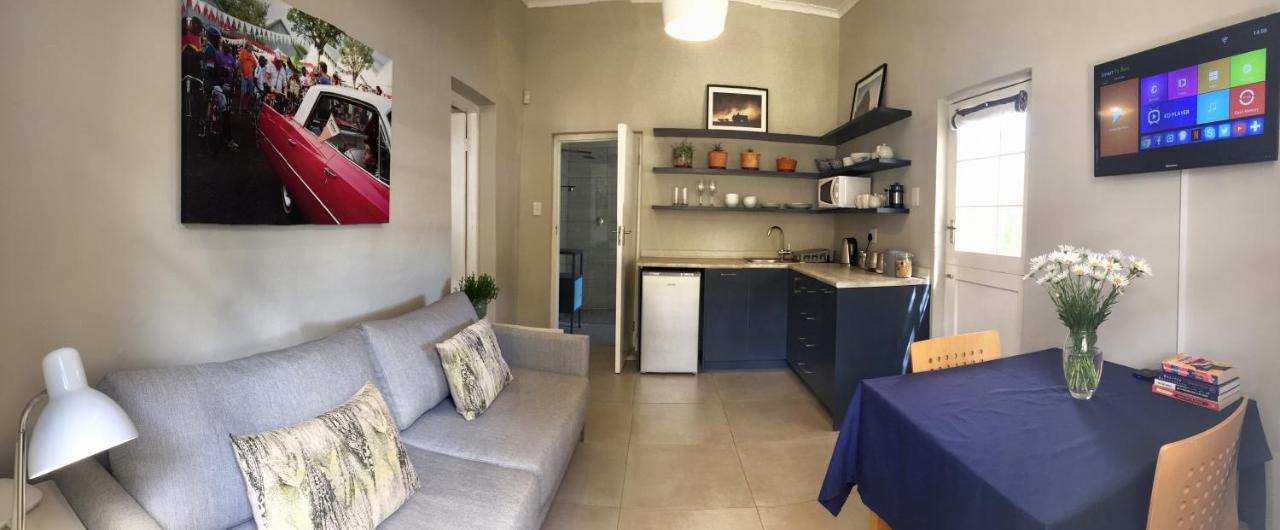 Westway Corner Apartment Монтегю Екстериор снимка